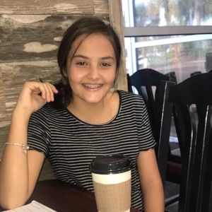 Meet your Posher, Rocio